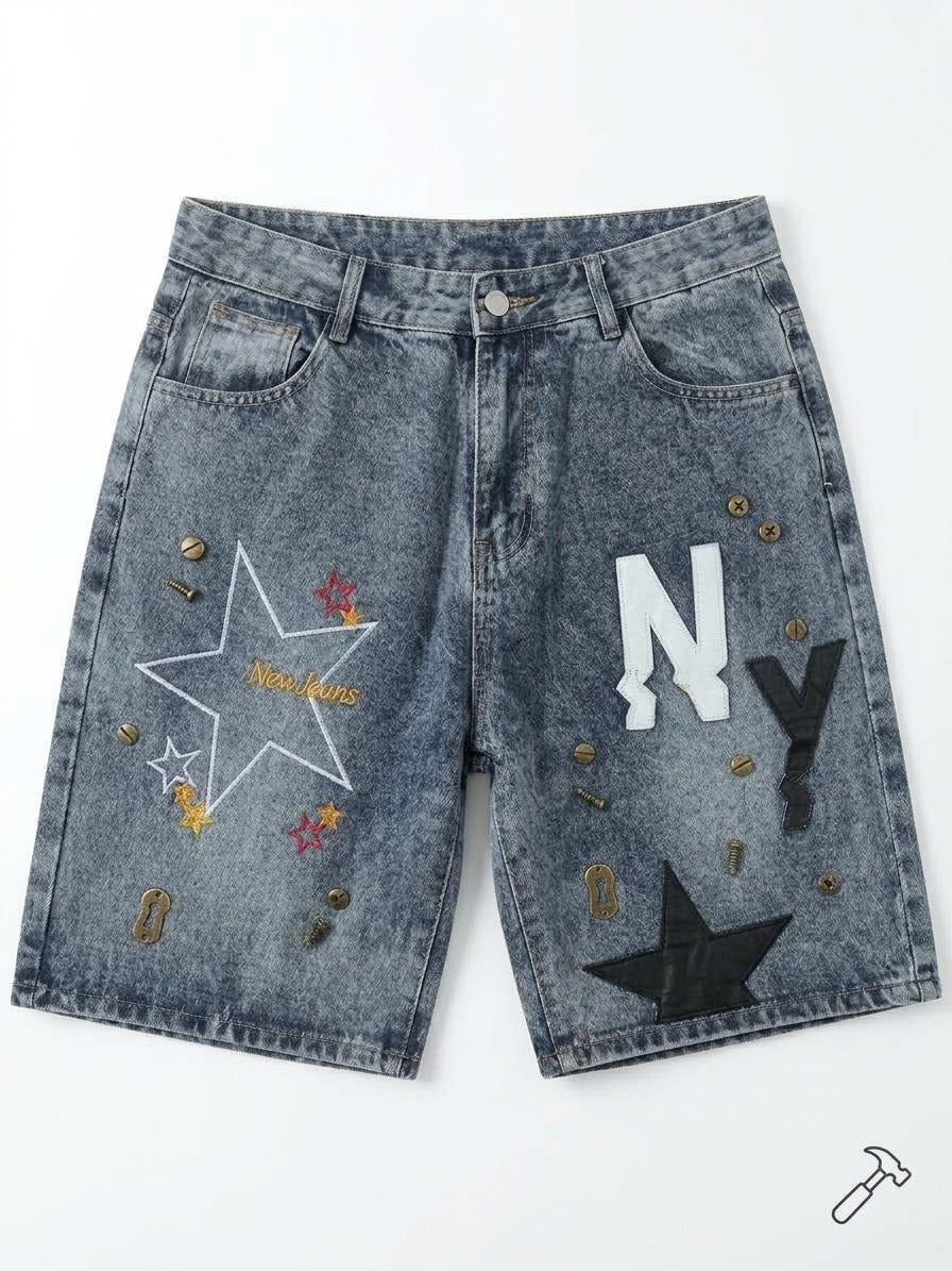 Short en jean gris acid wash avec étoile NewJeans et clous dorés